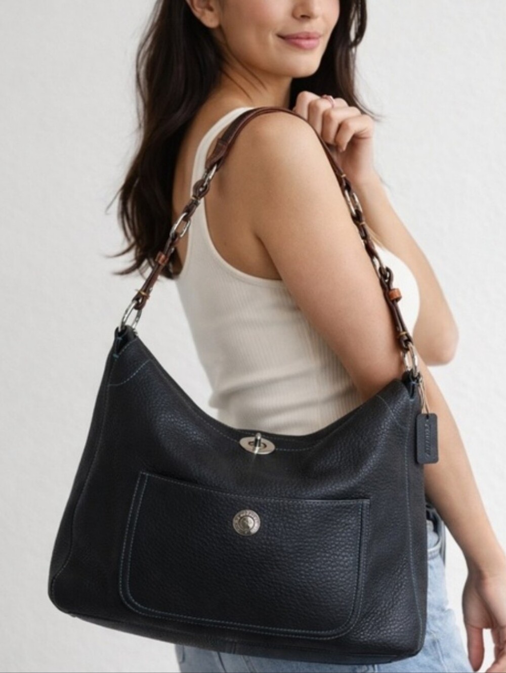 Coach VINTAGE Chelsea Pebbled Leather Black Shoulder HOBO Bag